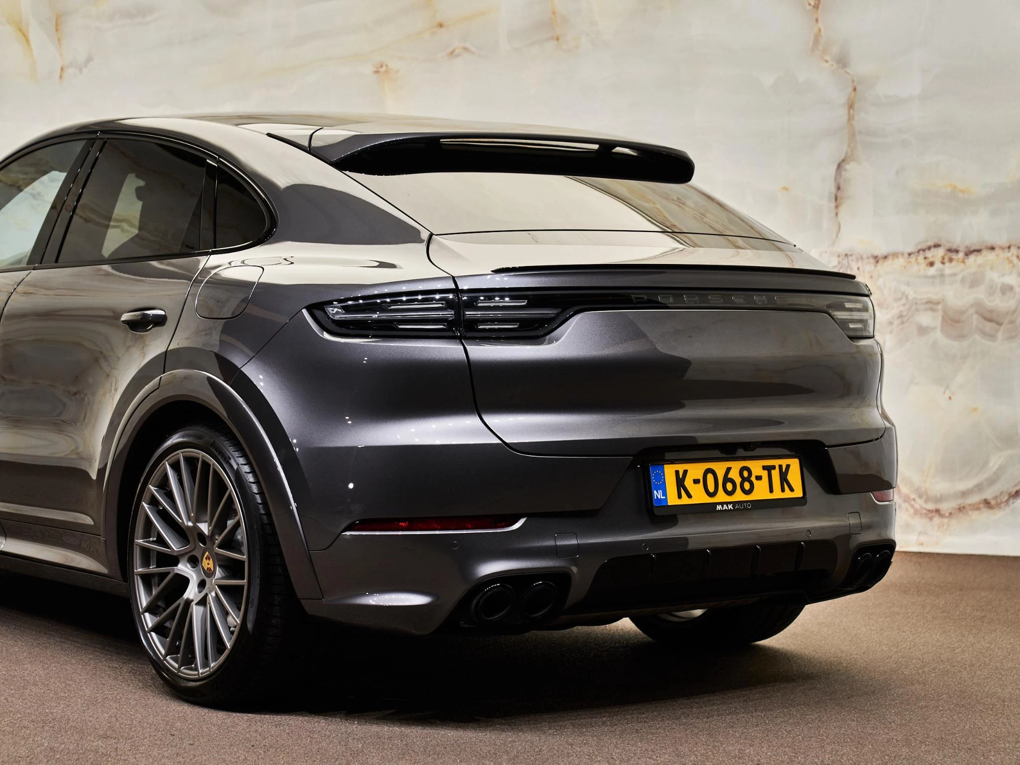 Hoofdafbeelding Porsche Cayenne