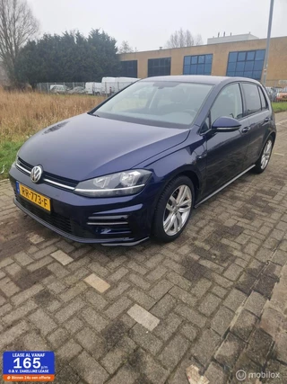 Volkswagen Golf 7.5  1.0 TSI Highline Business R Line