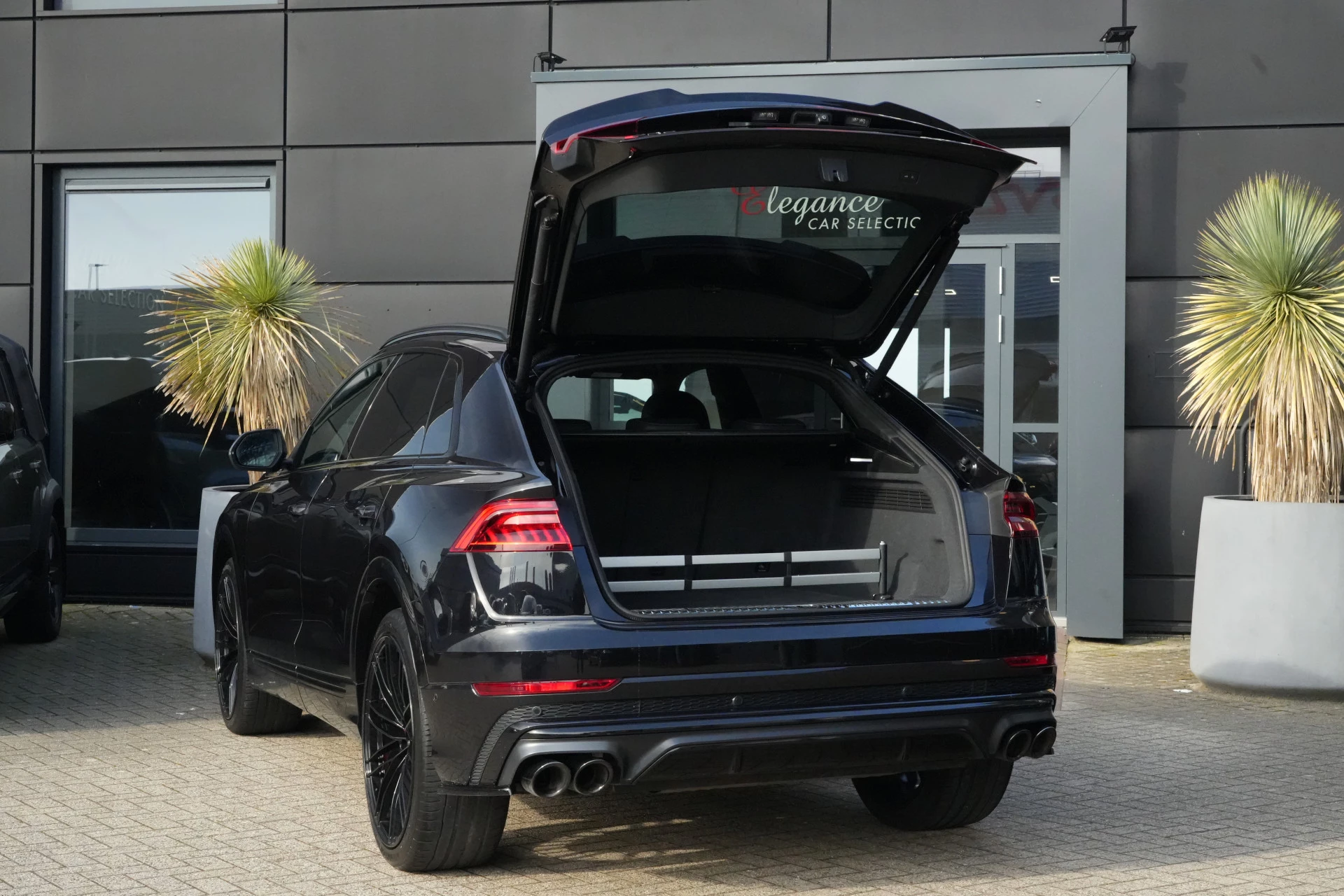 Hoofdafbeelding Audi Q8