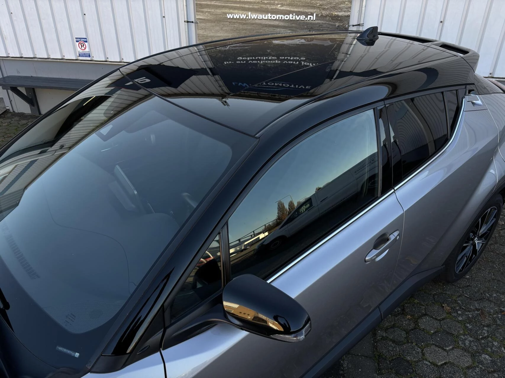 Hoofdafbeelding Toyota C-HR