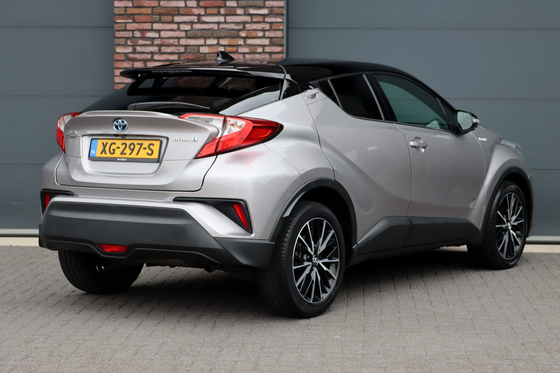 Hoofdafbeelding Toyota C-HR