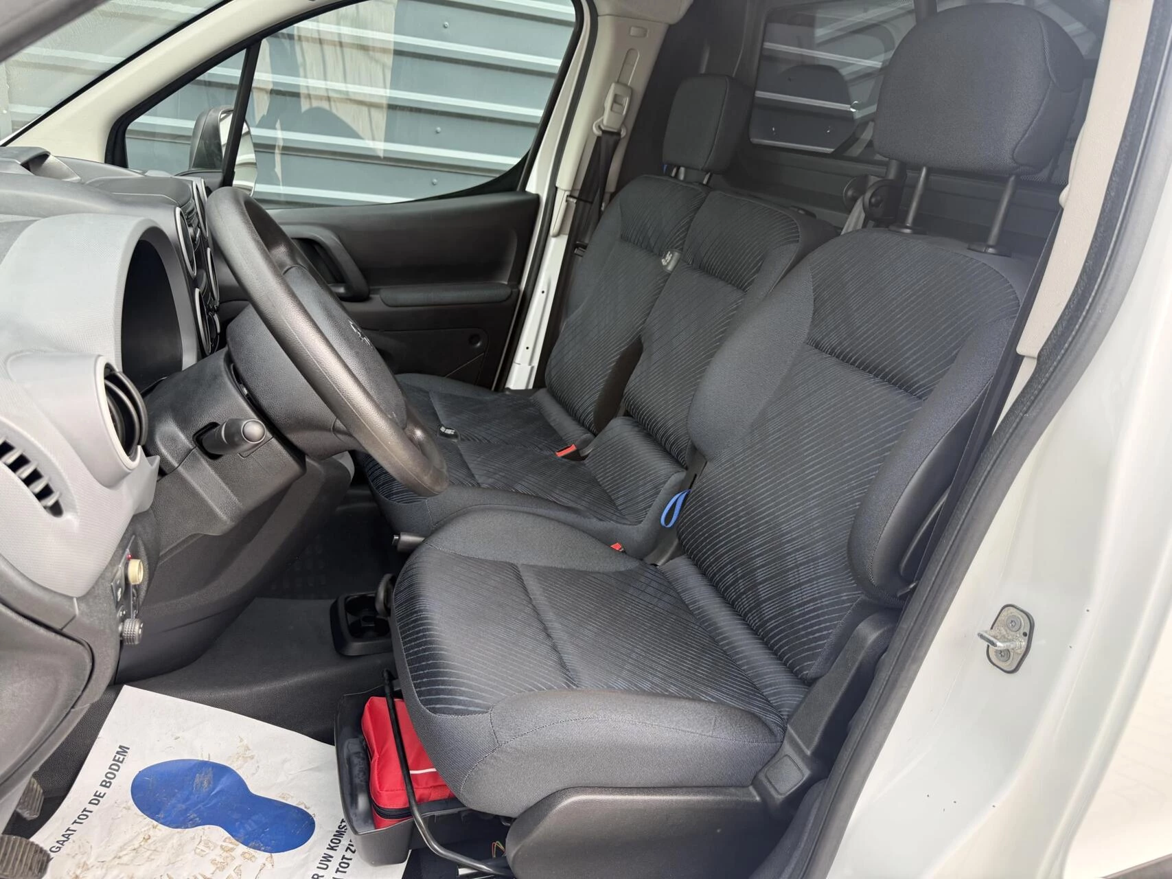 Hoofdafbeelding Peugeot Partner