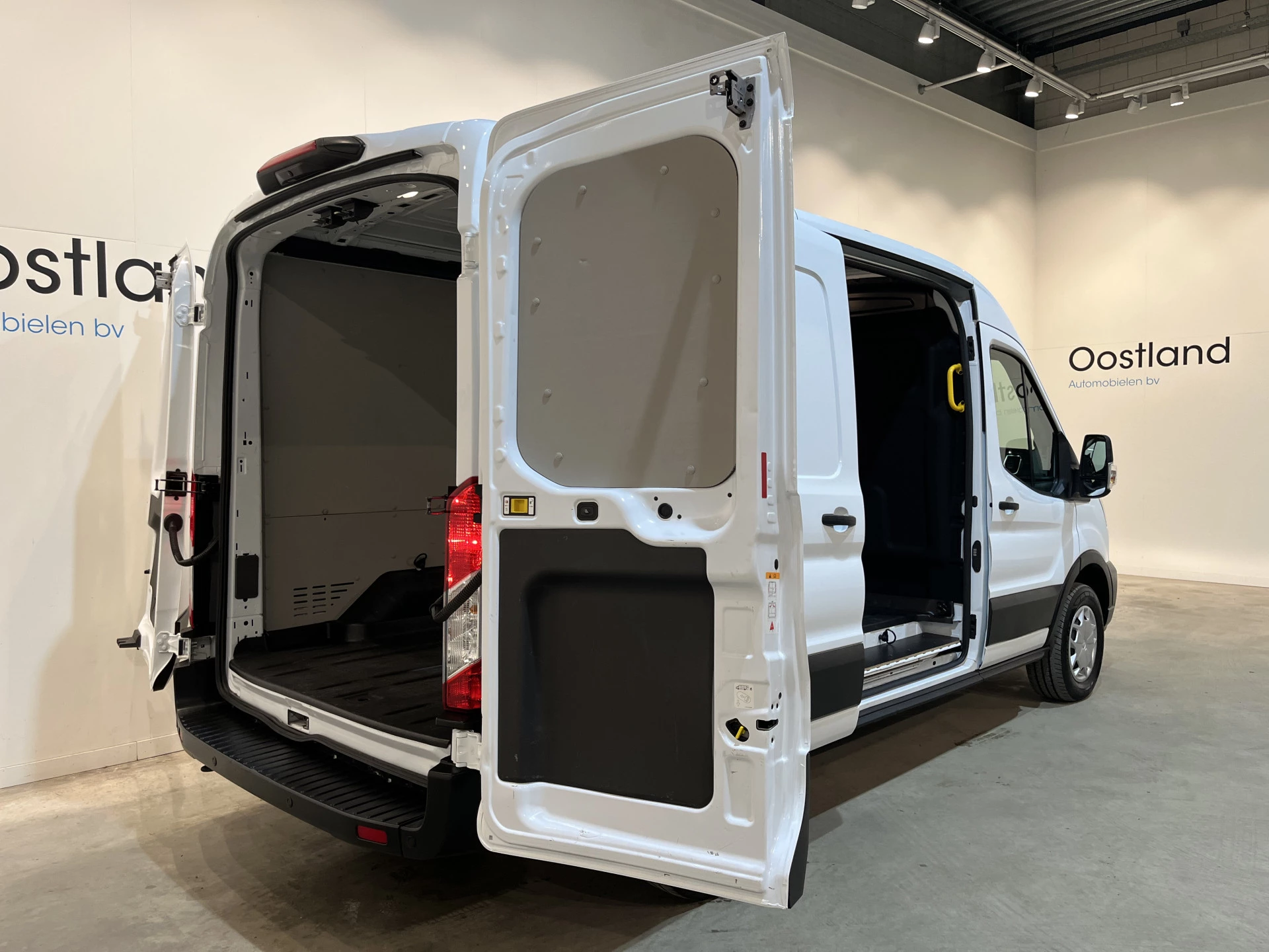 Hoofdafbeelding Ford E-Transit