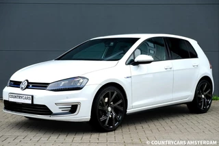 Volkswagen Golf 1.4 TSI GTE | DISCOVER PRO | CAMERA | KEYLESS | DAB+ |