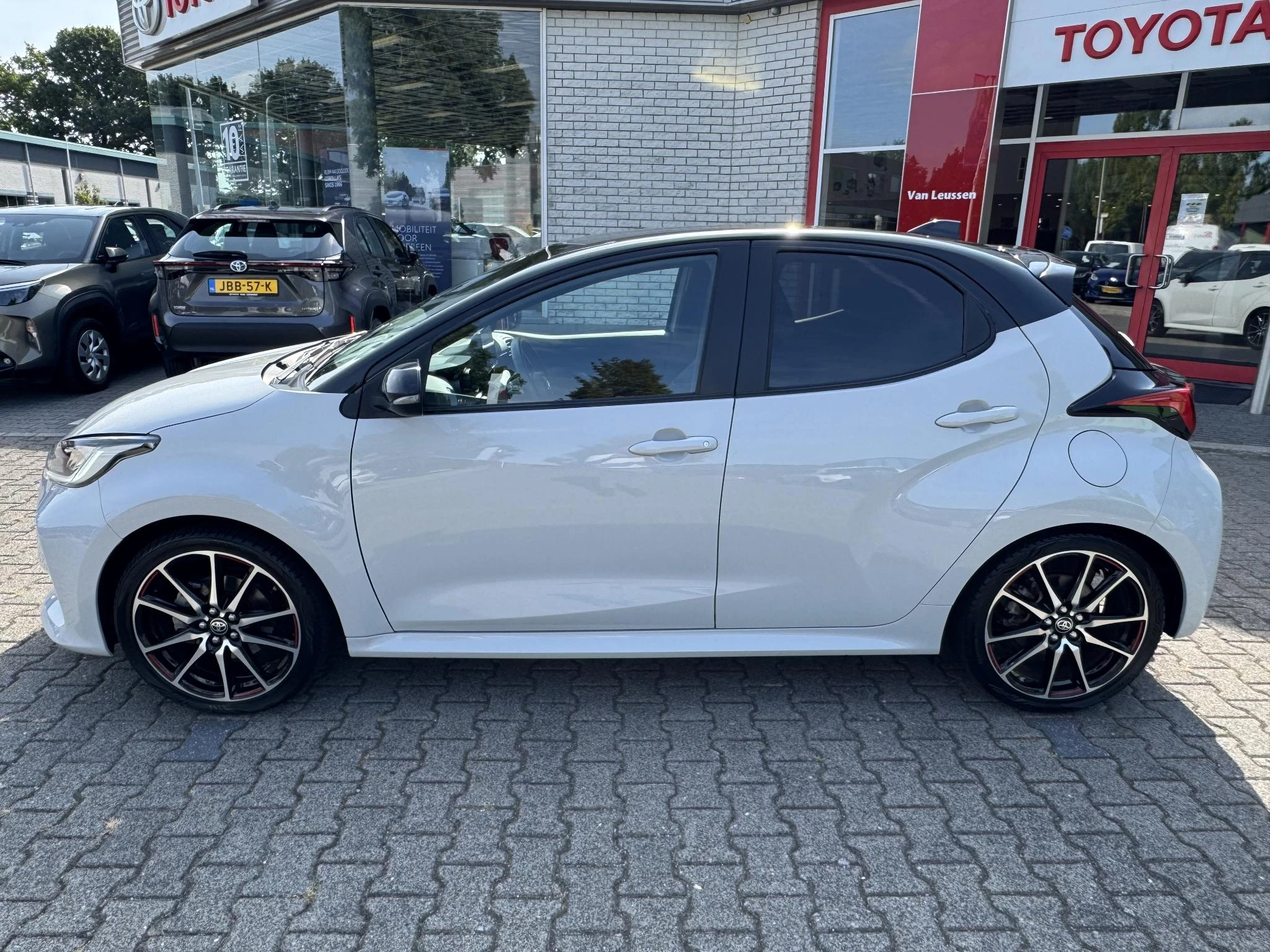 Hoofdafbeelding Toyota Yaris