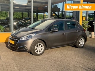Hoofdafbeelding Peugeot 208 Peugeot 208 1.2 PureTech Blue Lion - trekhaak