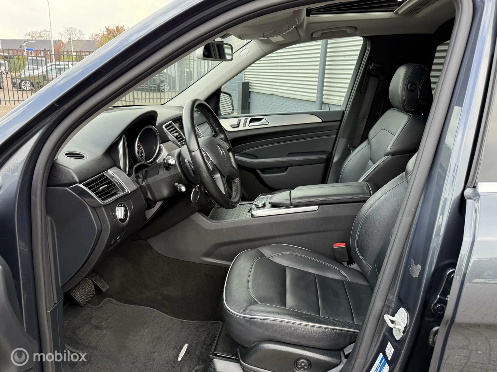 Hoofdafbeelding Mercedes-Benz M-Klasse