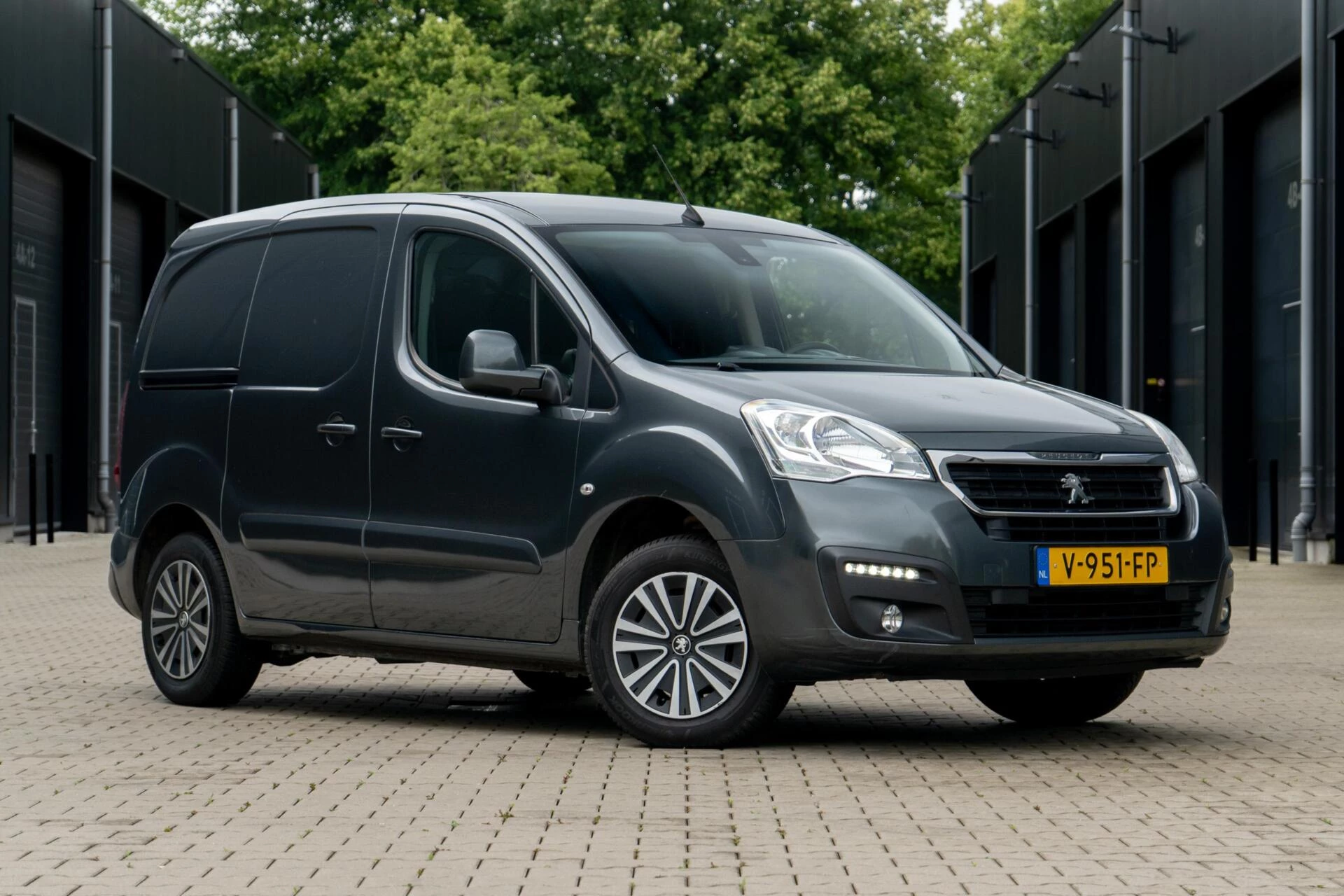 Hoofdafbeelding Peugeot Partner