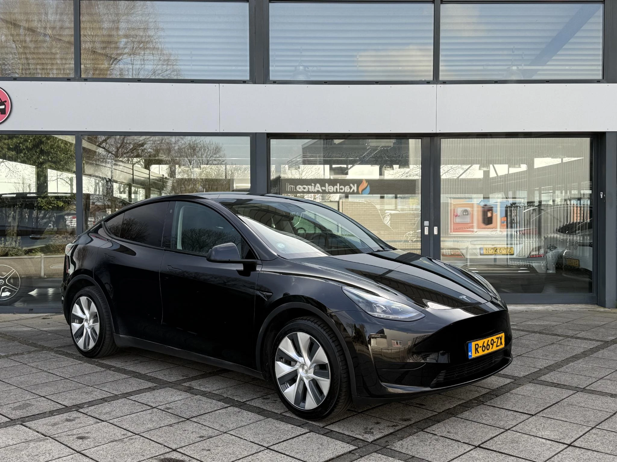 Hoofdafbeelding Tesla Model Y