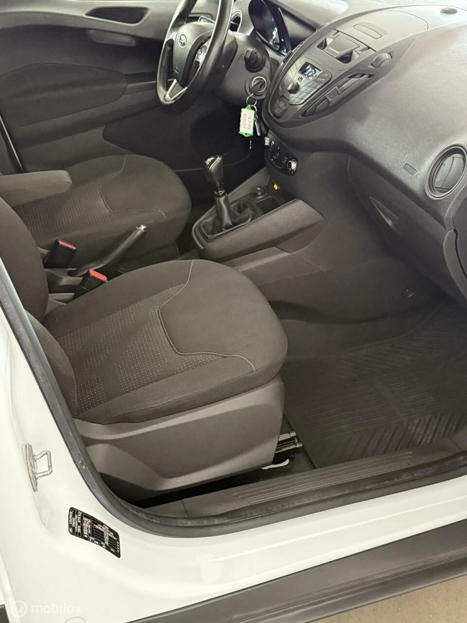 Hoofdafbeelding Ford Transit Courier