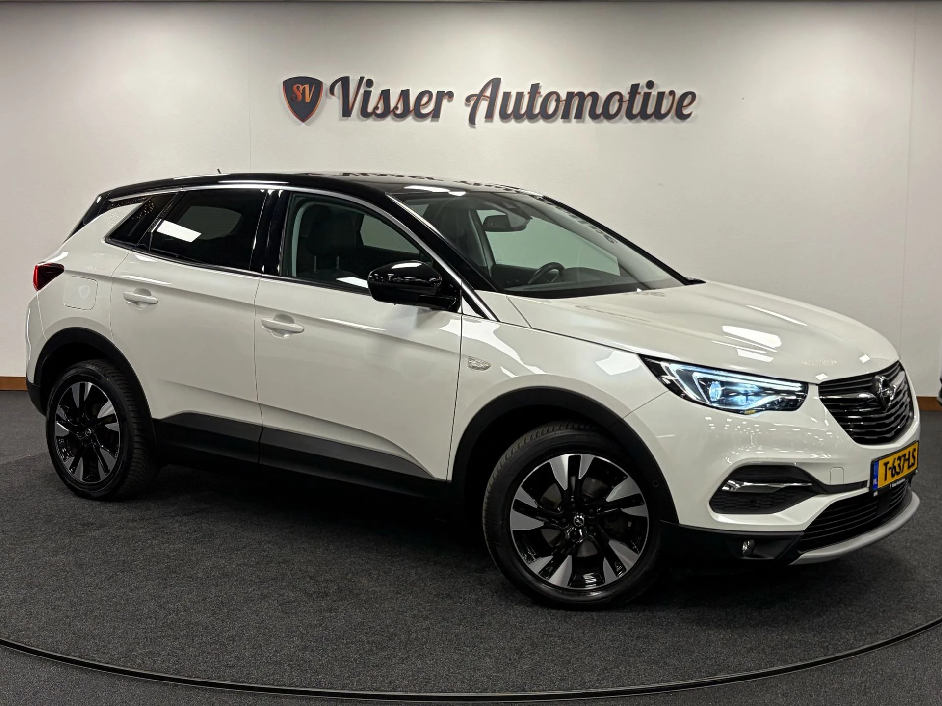 Hoofdafbeelding Opel Grandland X