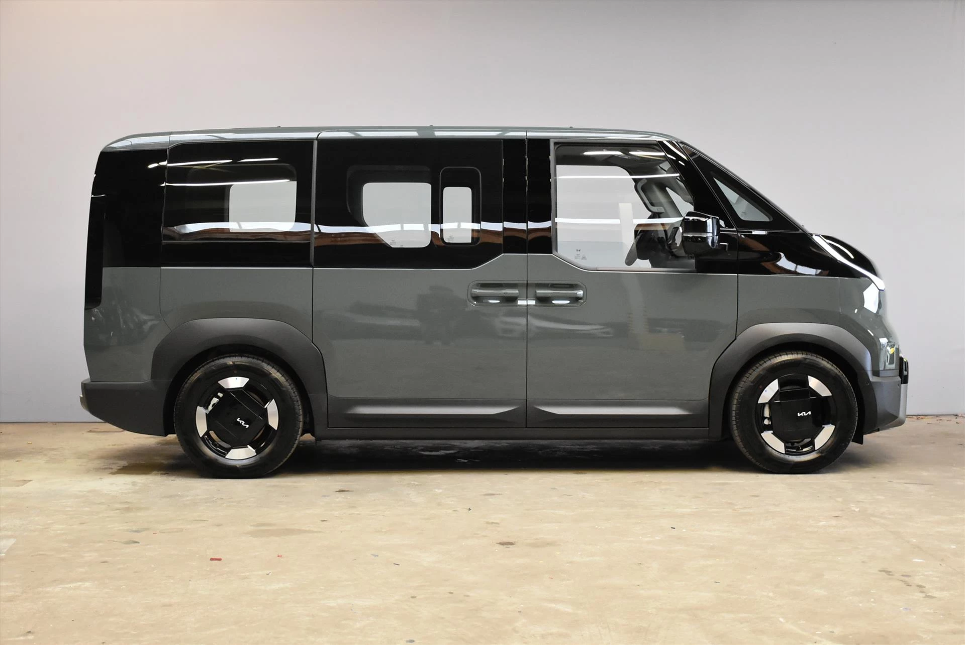 Hoofdafbeelding Kia Pv5 Passenger