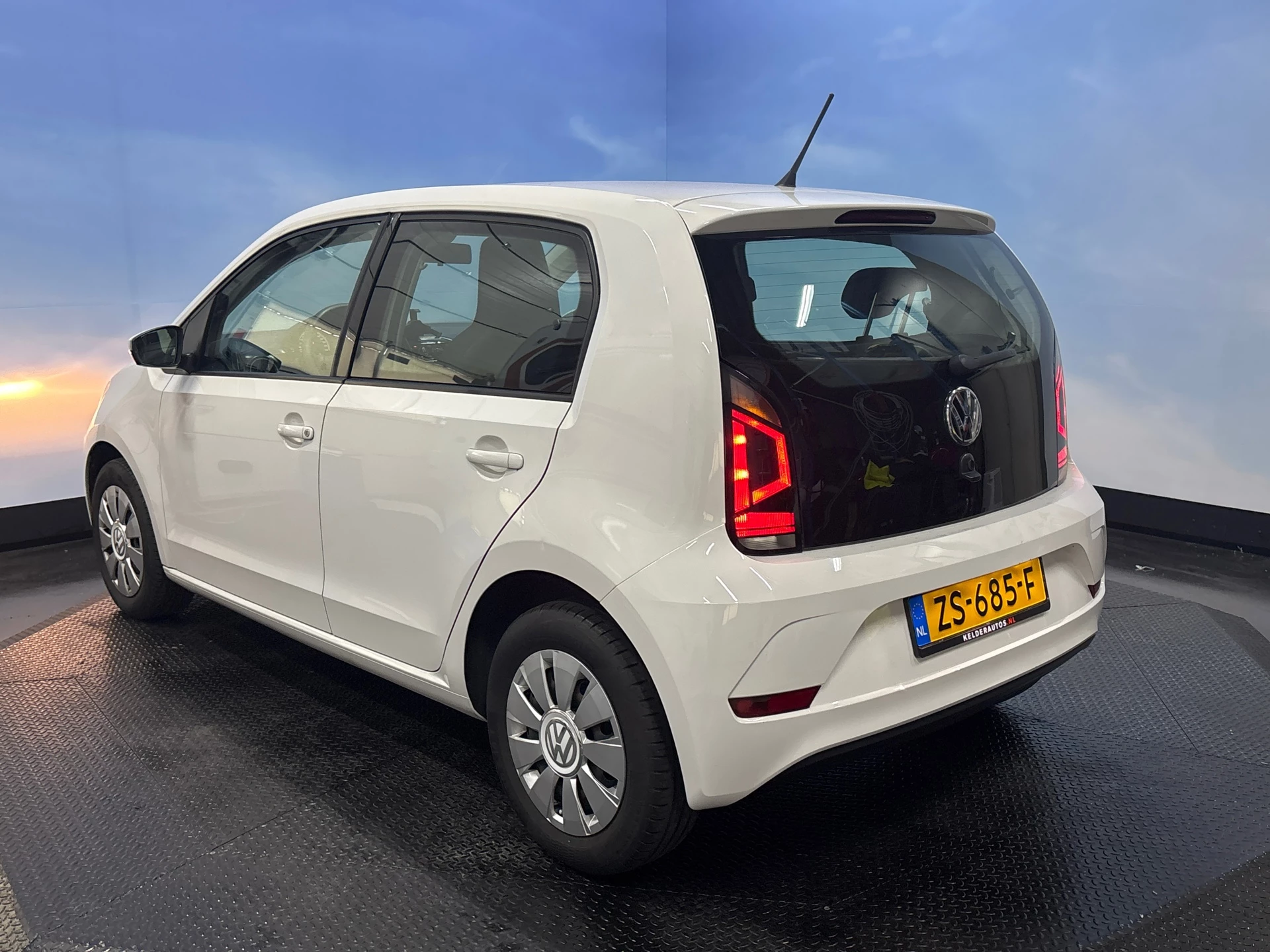 Hoofdafbeelding Volkswagen up!