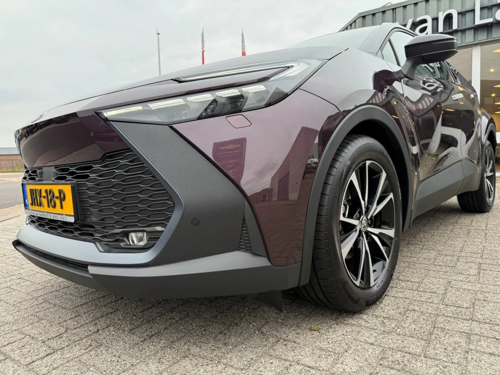 Hoofdafbeelding Toyota C-HR