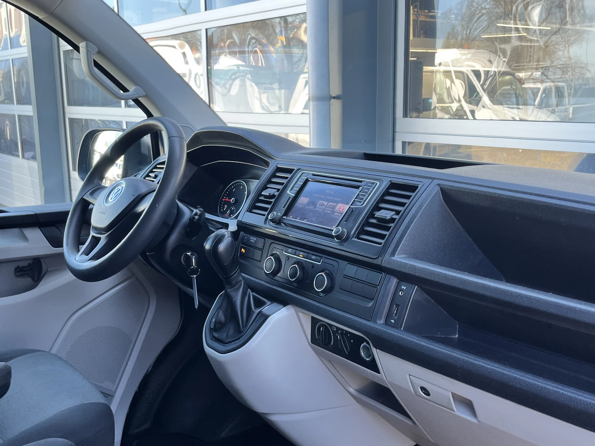 Hoofdafbeelding Volkswagen Transporter