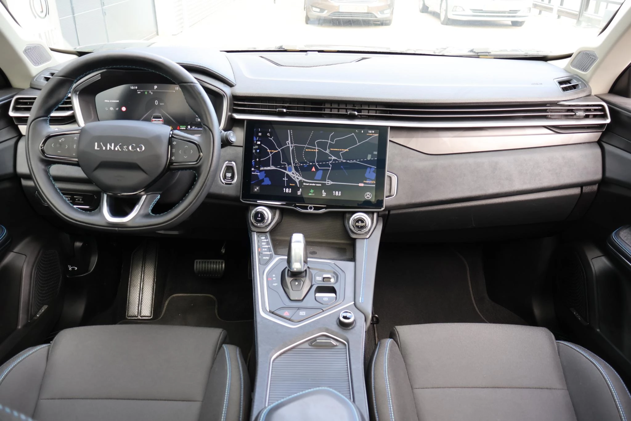 Hoofdafbeelding Lynk & Co 01