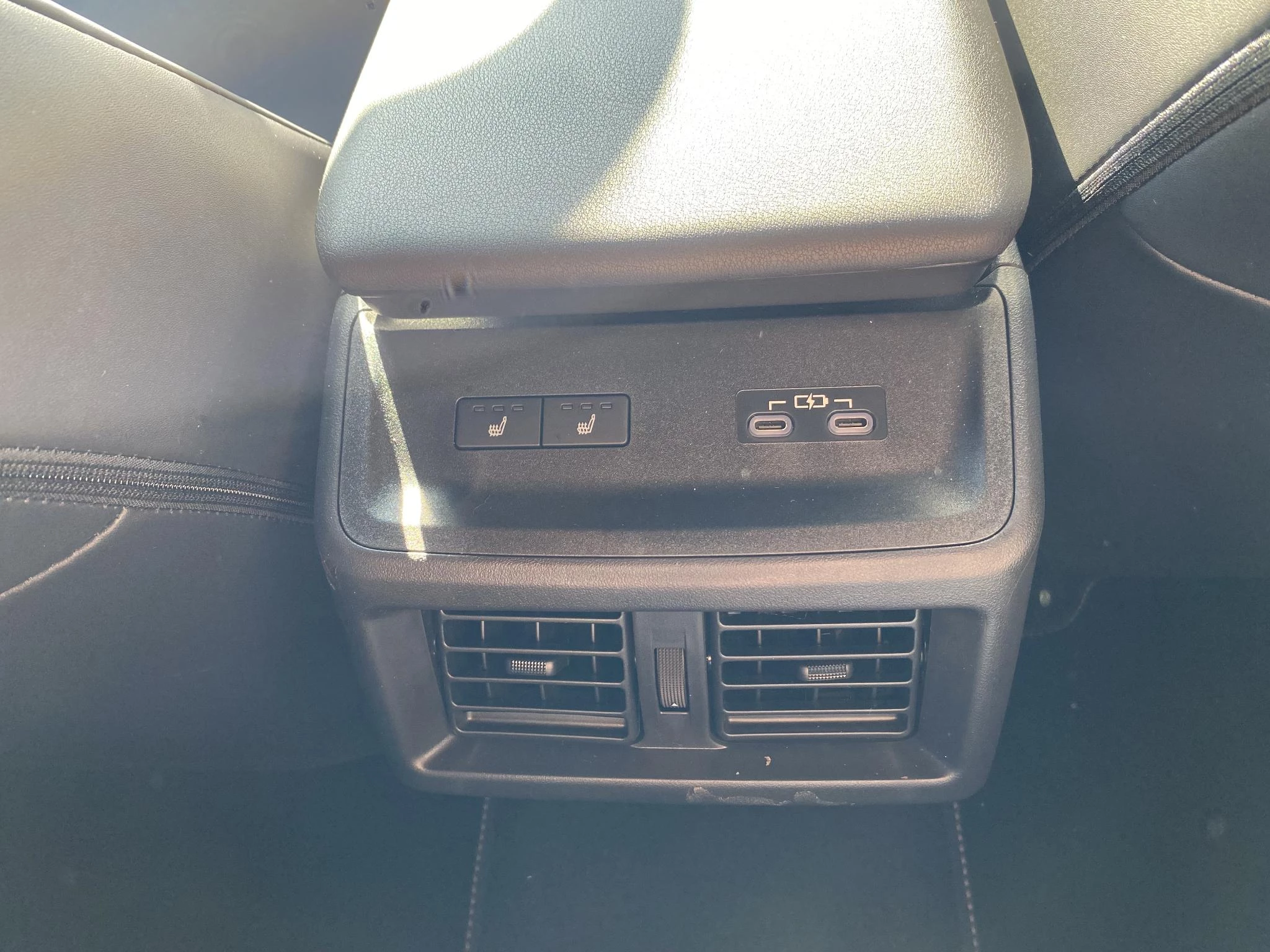 Hoofdafbeelding Toyota bZ4X