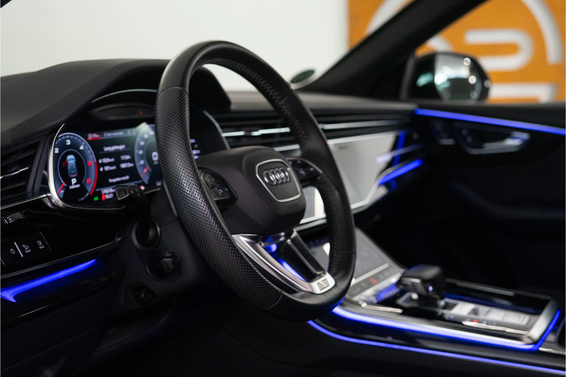 Hoofdafbeelding Audi Q8