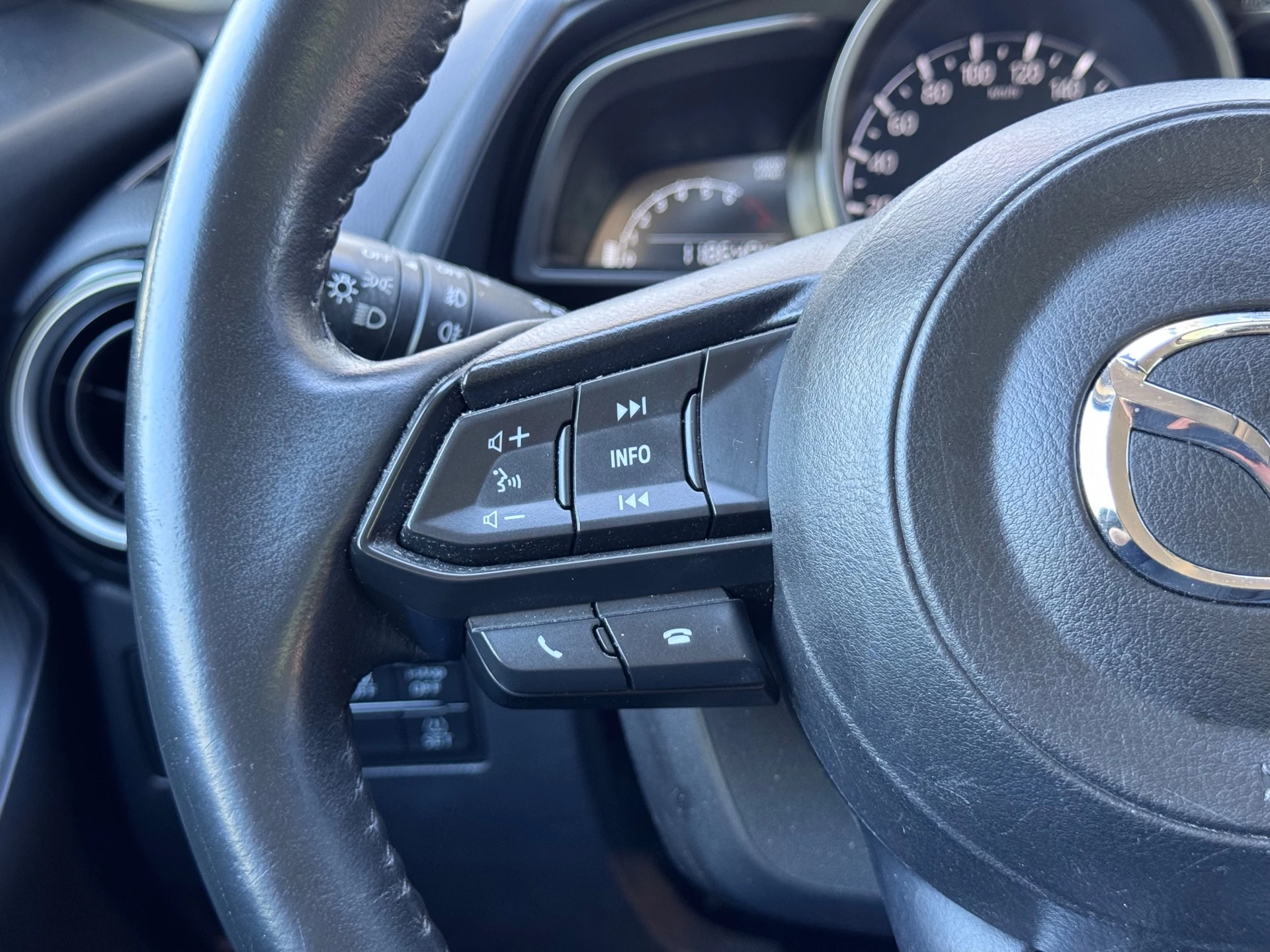 Hoofdafbeelding Mazda 2