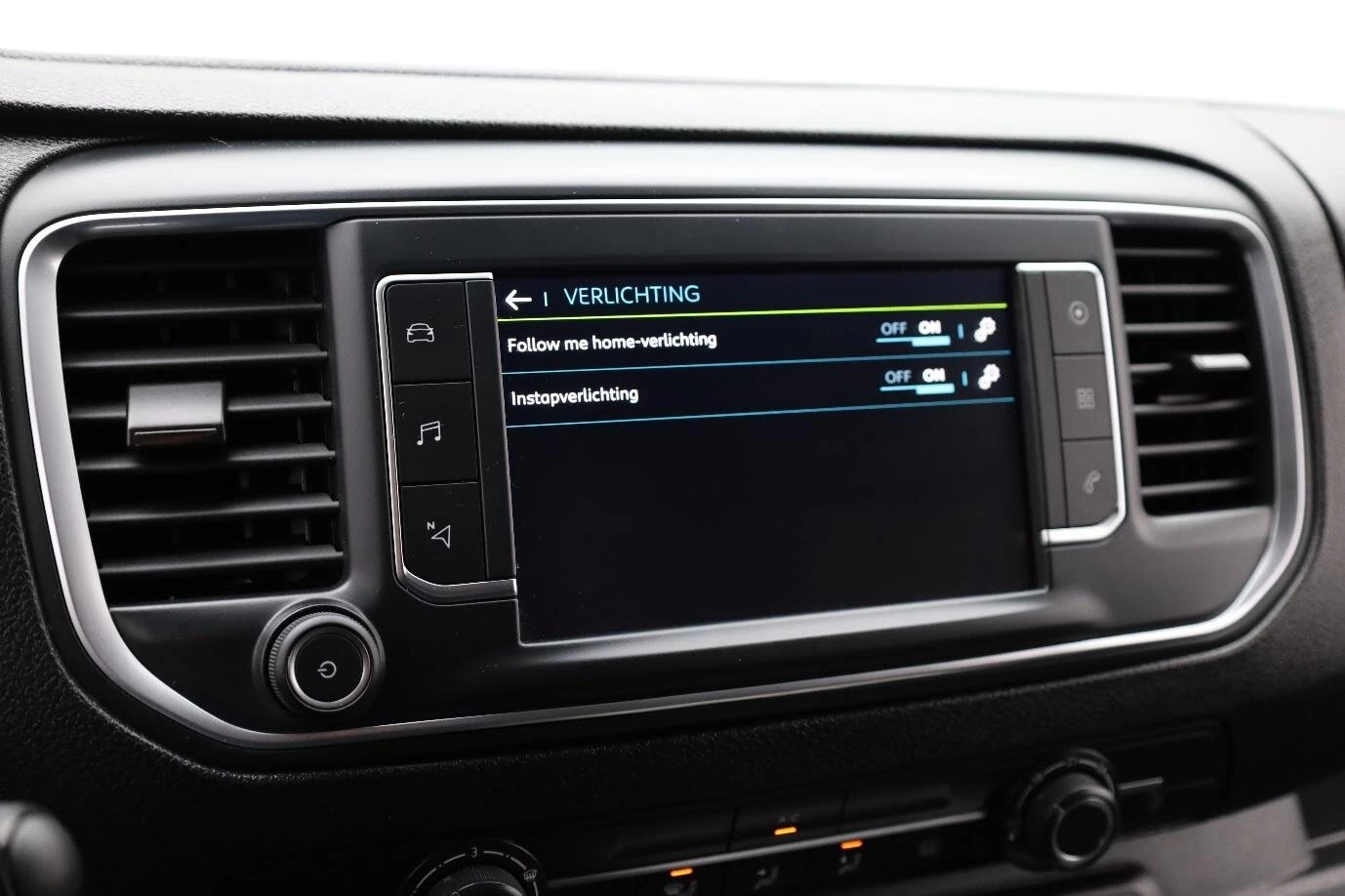 Hoofdafbeelding Peugeot e-Expert