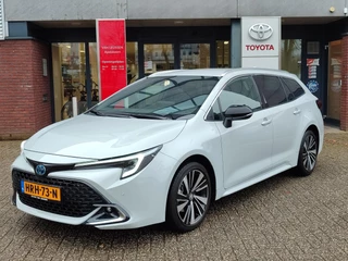 Toyota Corolla Touring Sports Hybrid 140 DYNAMIC STOELVERW 17'' LM-VELGEN PARK-SENSOREN PRIVACY GLASS KEYLESS CLIMA CAMERA AD-CRUISE APPLE/ANDROID