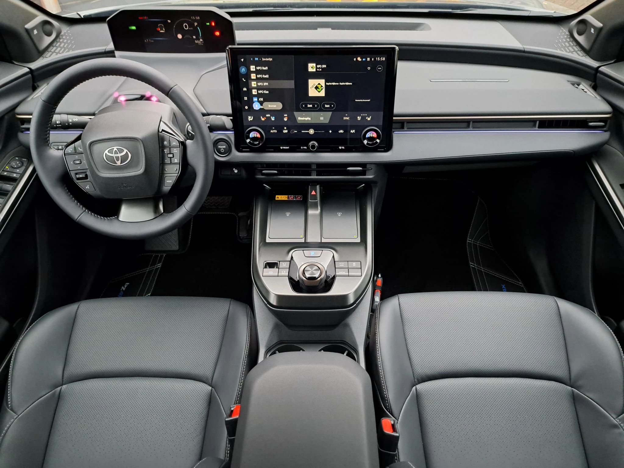 Hoofdafbeelding Toyota bZ4X