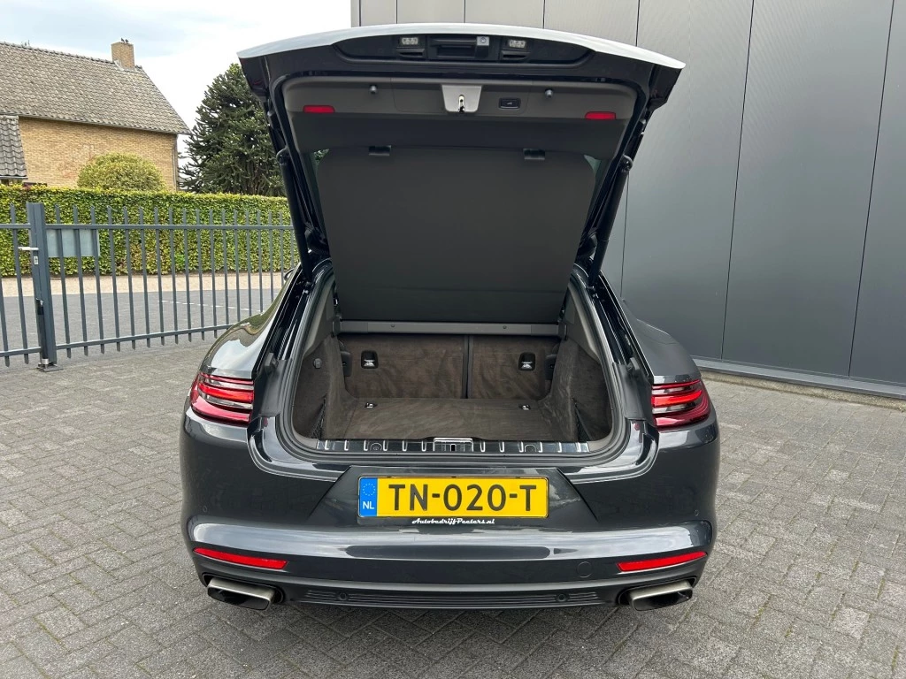 Hoofdafbeelding Porsche Panamera