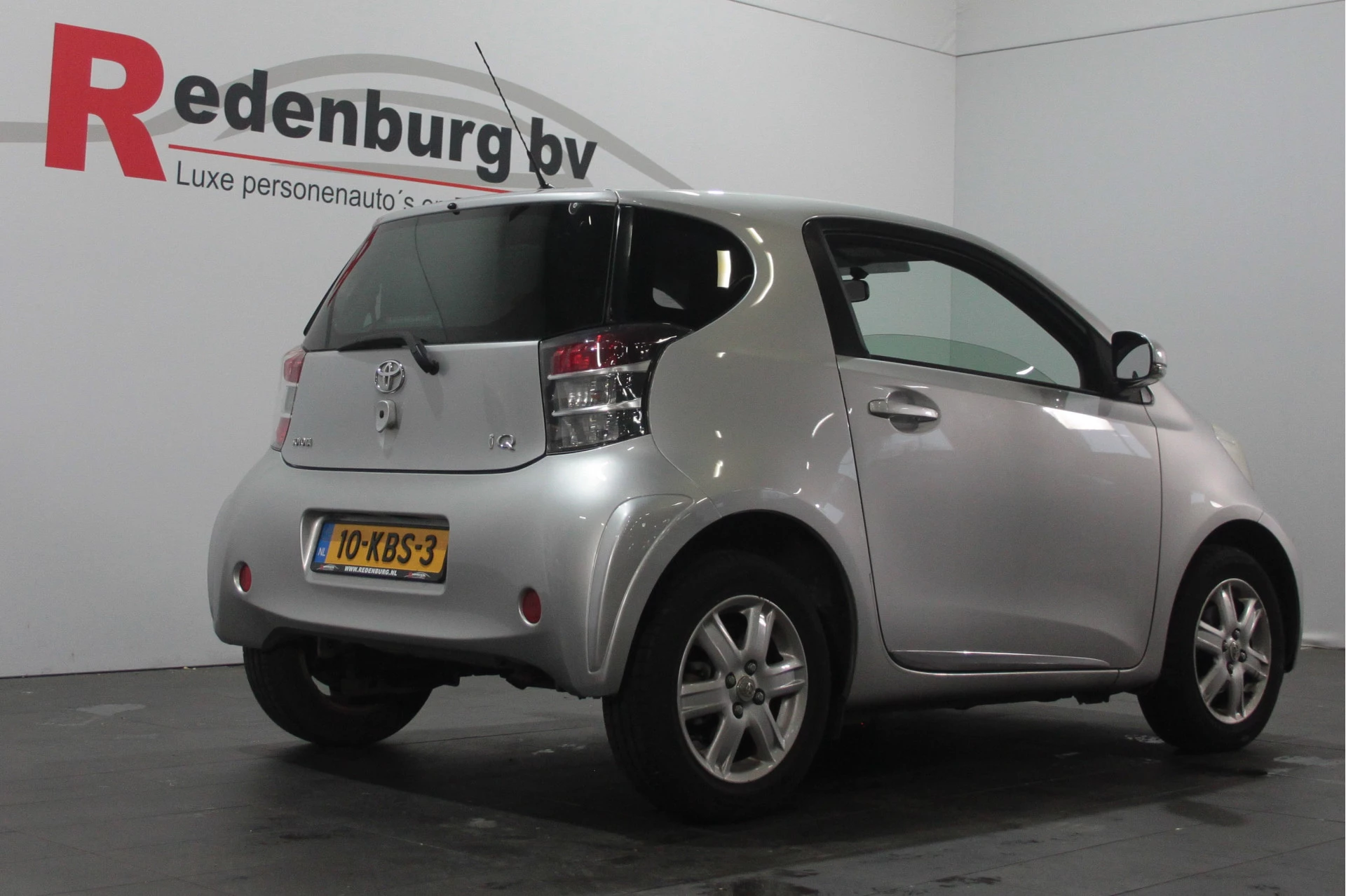 Hoofdafbeelding Toyota iQ
