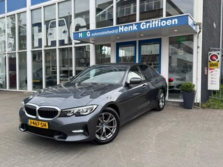 BMW 3 Serie 318i Executive Edition Sport Line I LED I Carplay I Sportstoelen