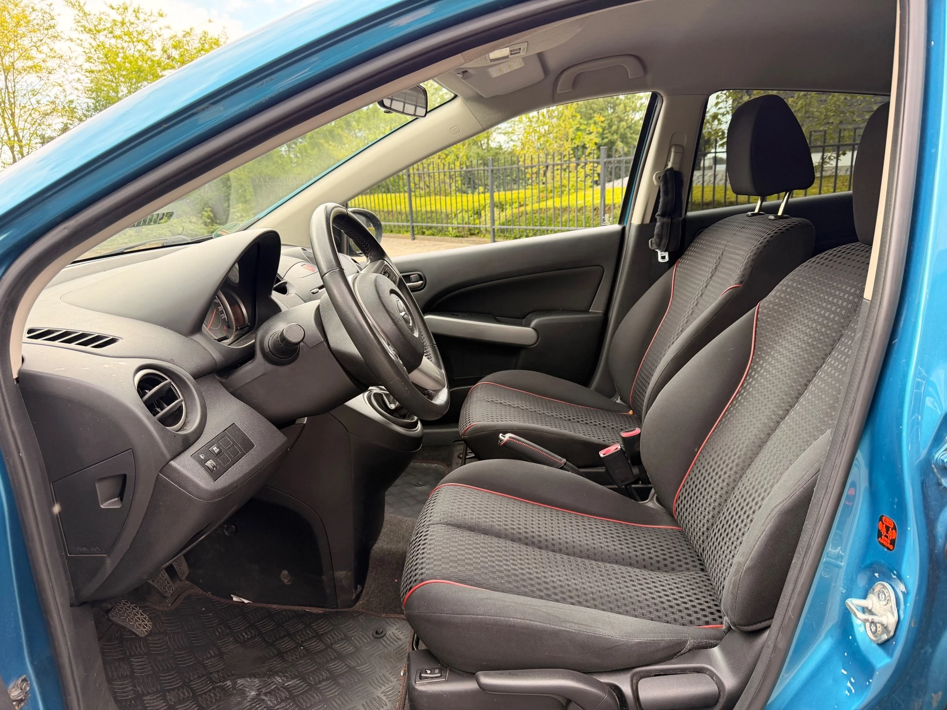 Hoofdafbeelding Mazda 2