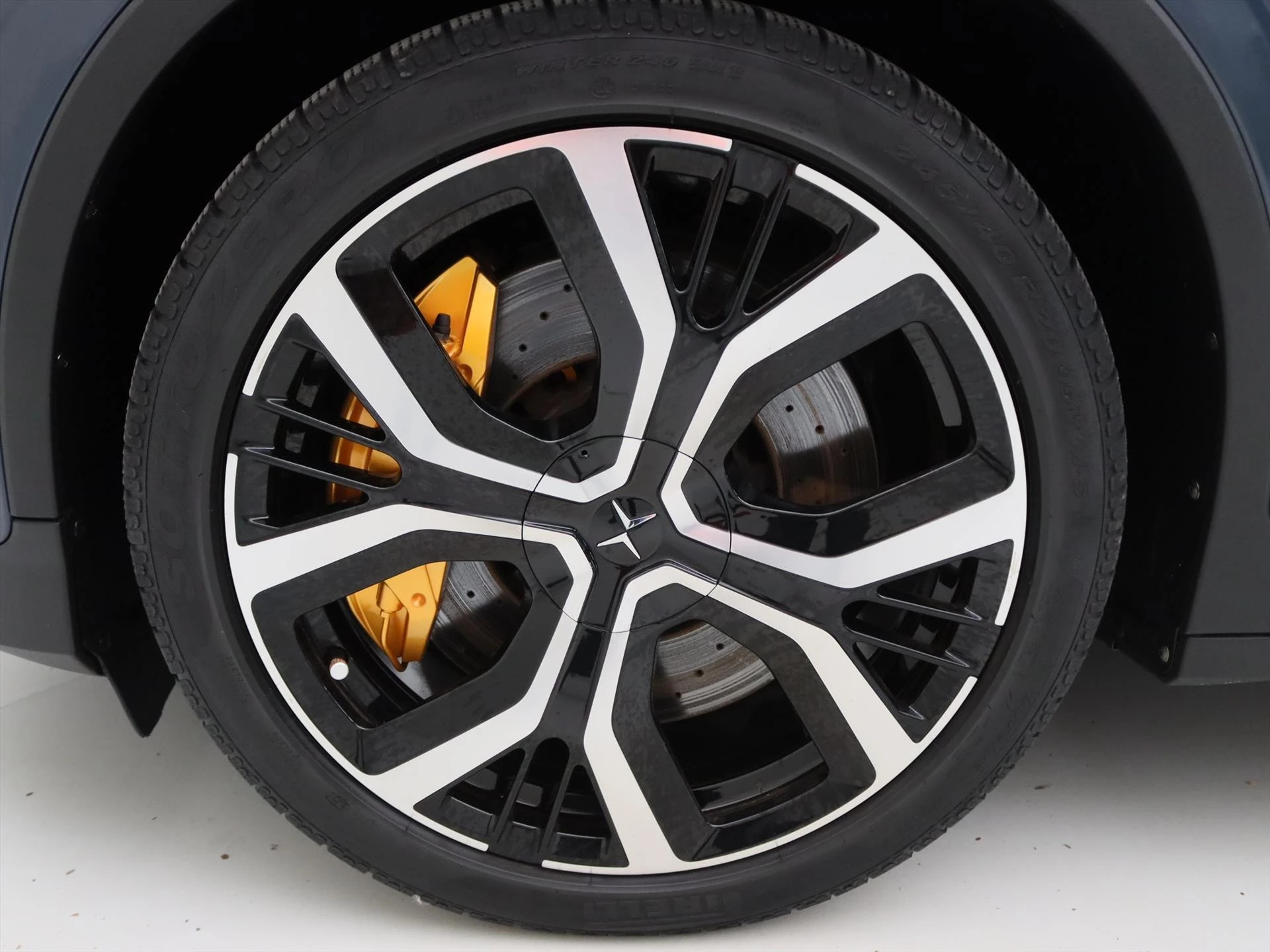 Hoofdafbeelding Polestar 2