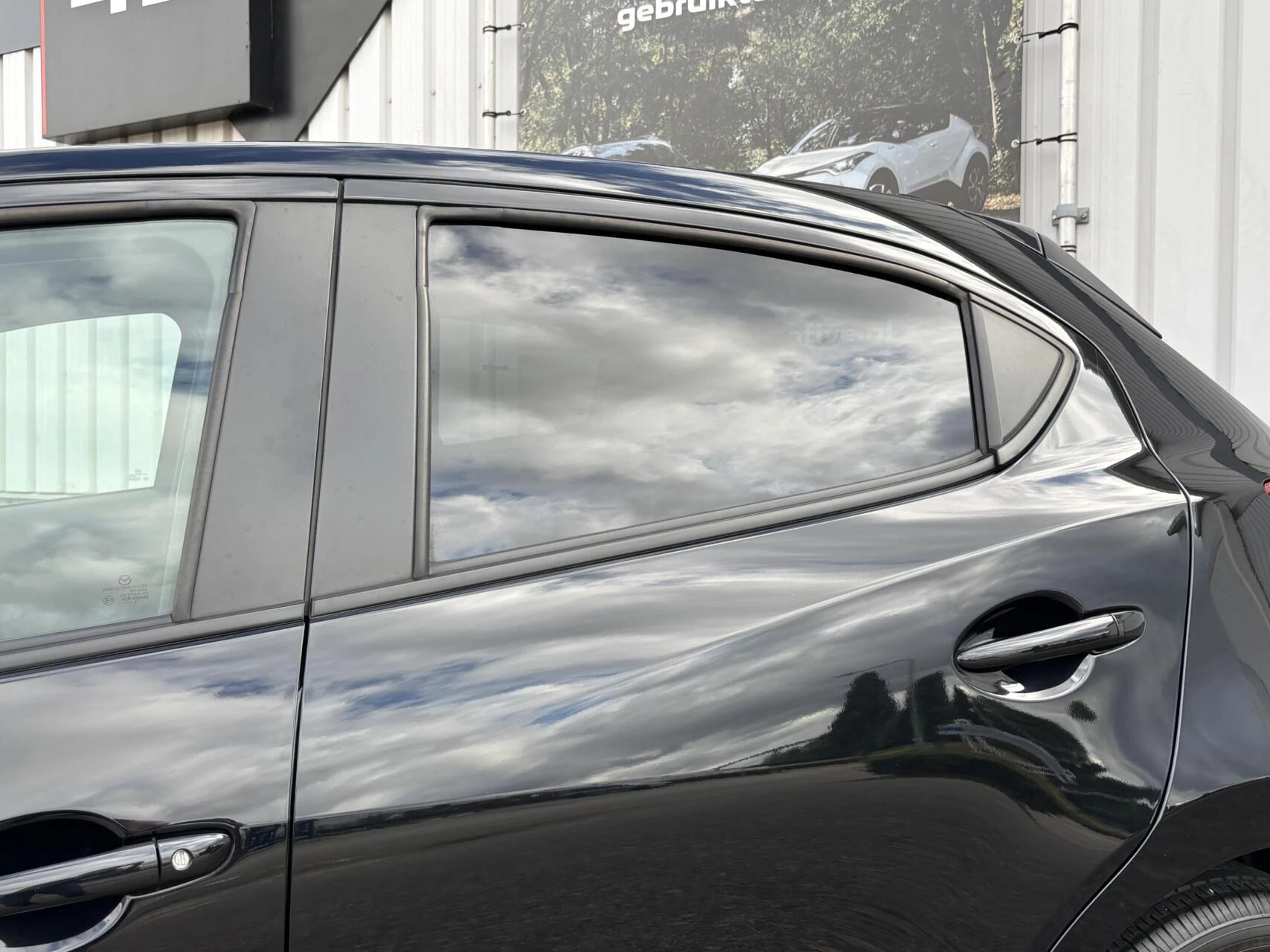 Hoofdafbeelding Mazda 2