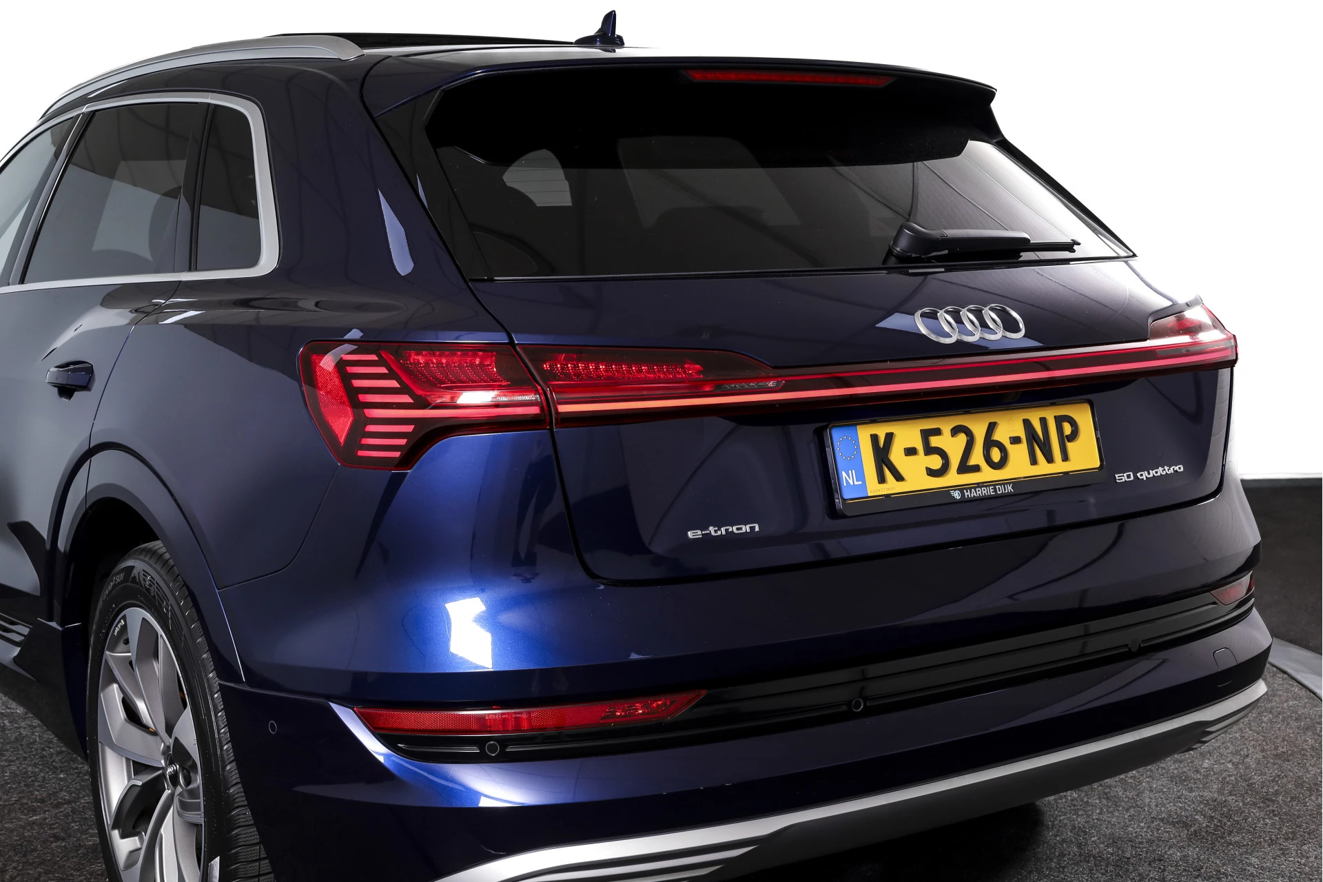 Hoofdafbeelding Audi e-tron