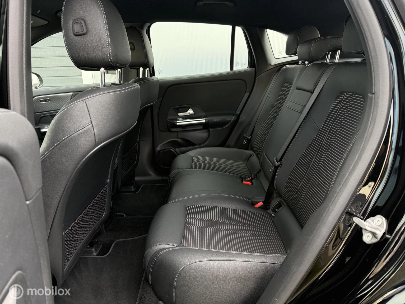 Hoofdafbeelding Mercedes-Benz EQA