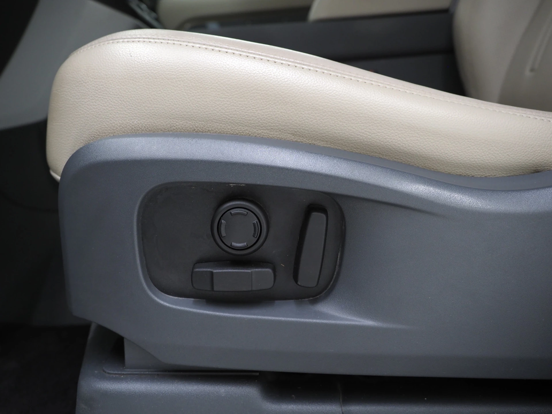 Hoofdafbeelding Land Rover Defender