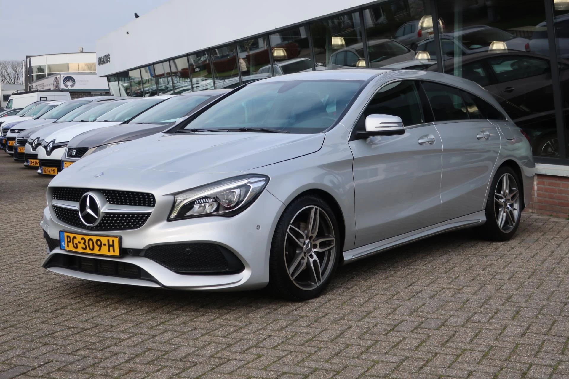 Hoofdafbeelding Mercedes-Benz CLA