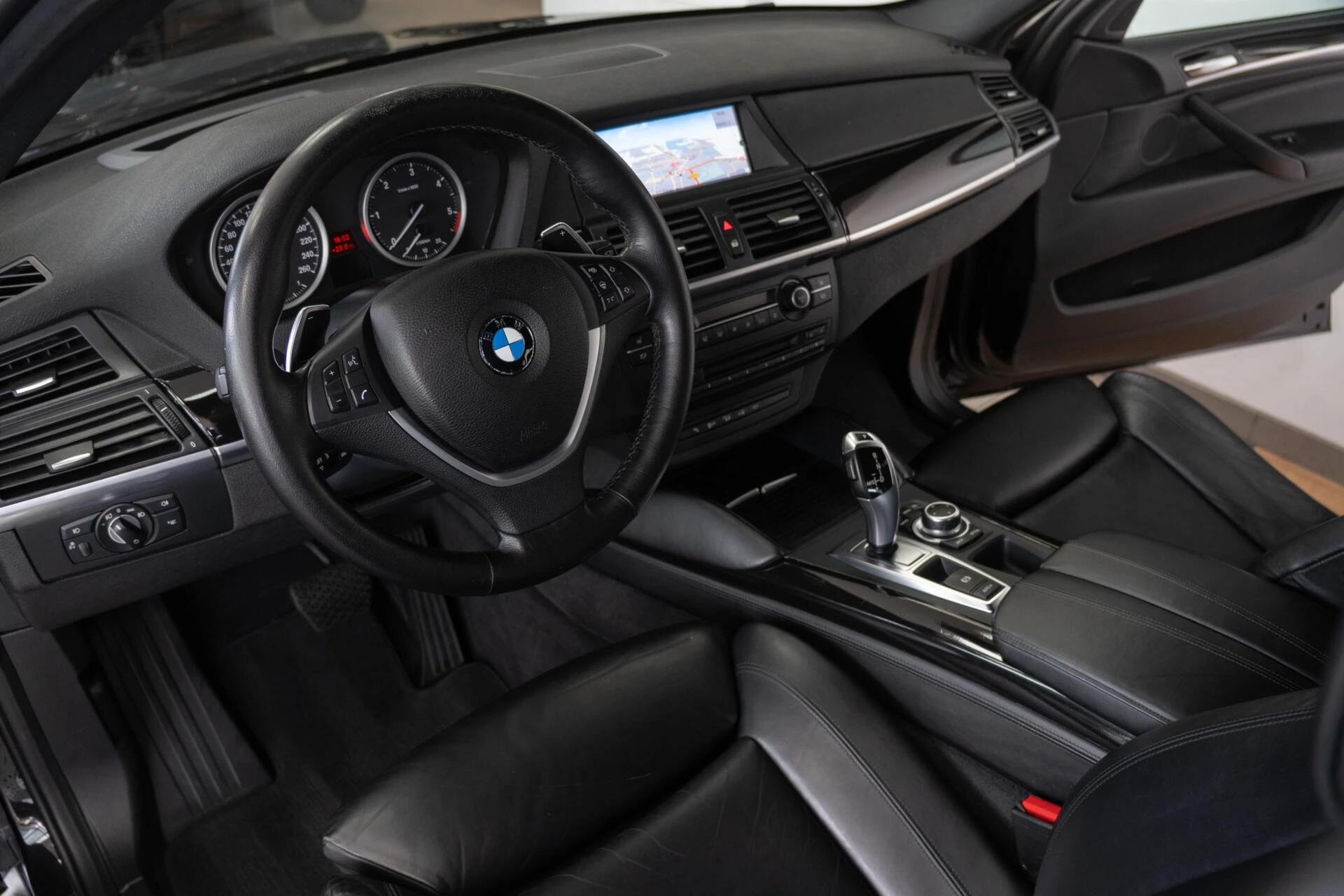 Hoofdafbeelding BMW X6