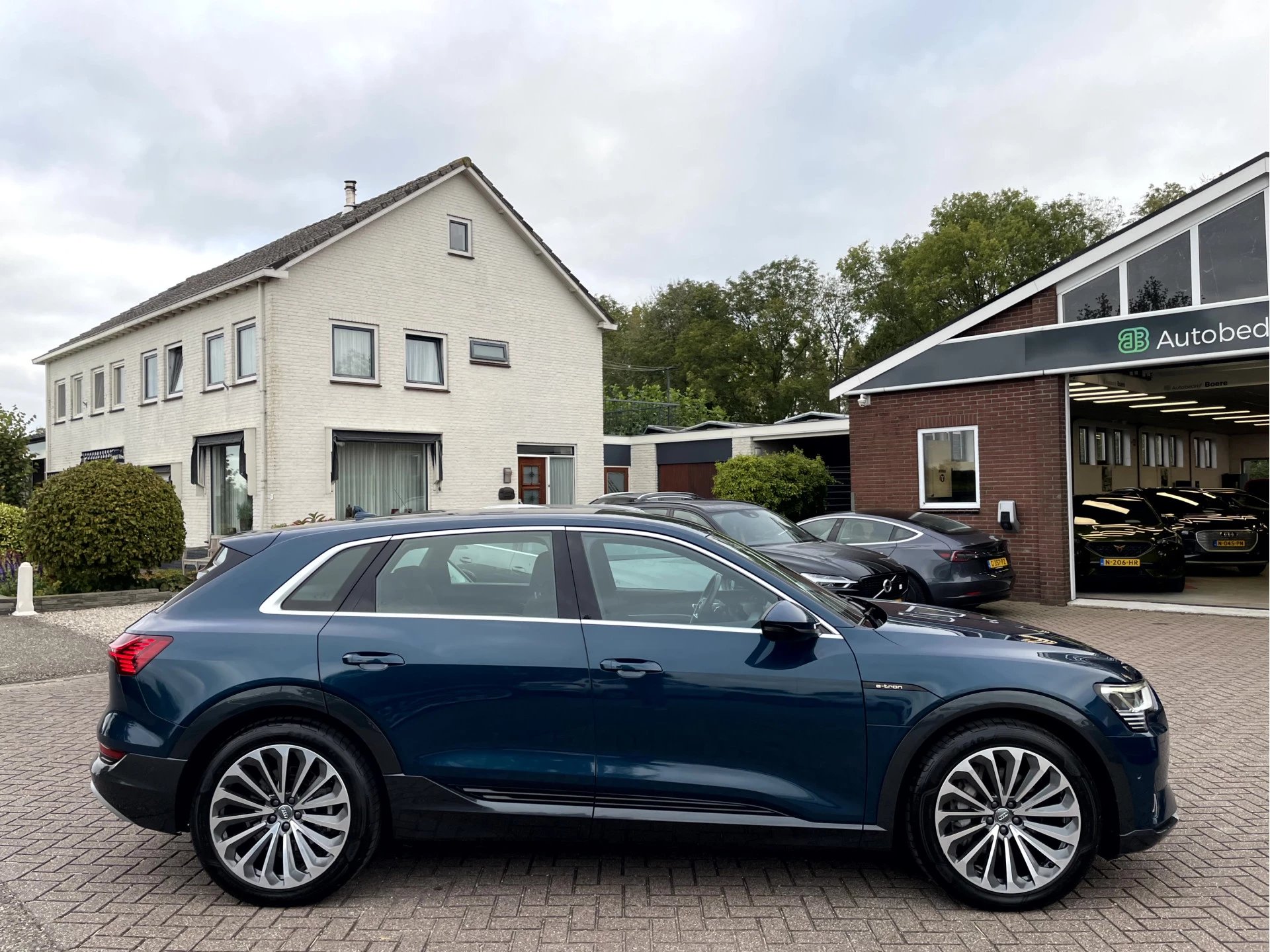 Hoofdafbeelding Audi e-tron