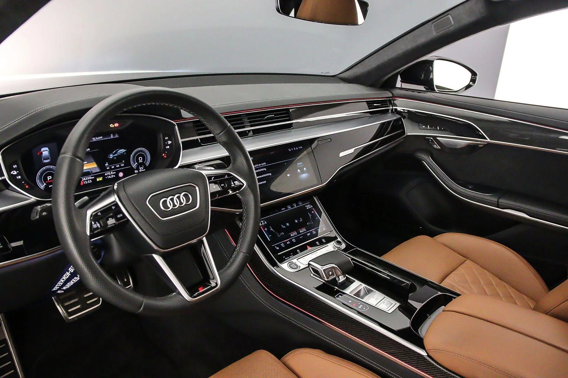 Hoofdafbeelding Audi A8