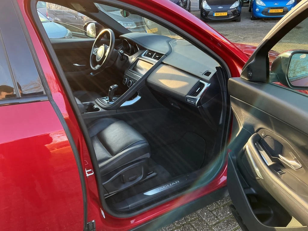 Hoofdafbeelding Jaguar E-PACE