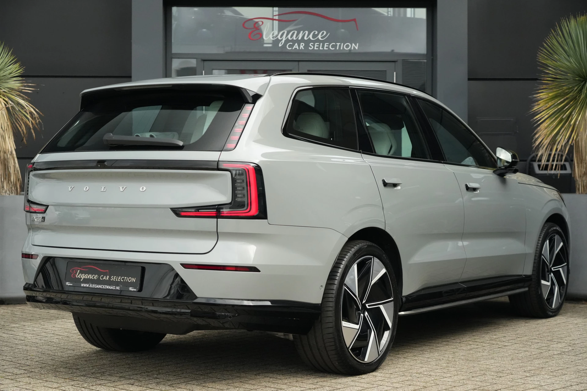 Hoofdafbeelding Volvo EX90