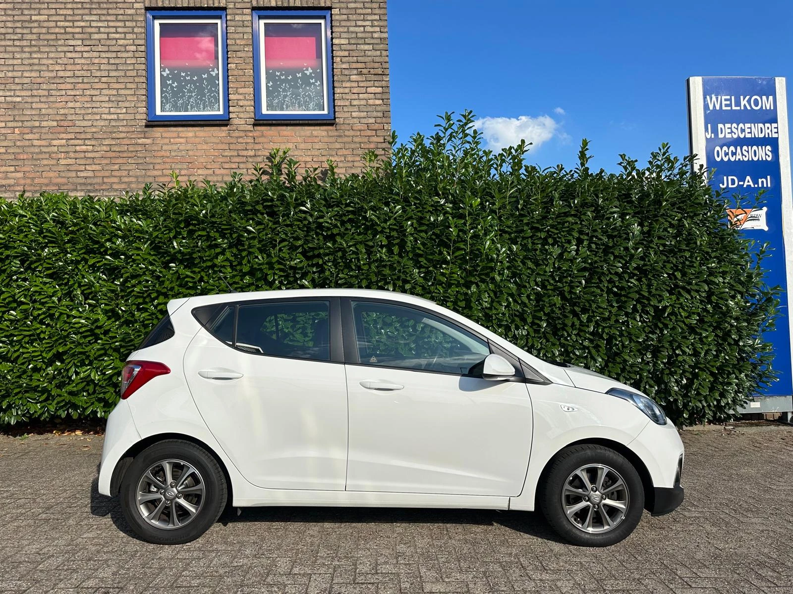 Hoofdafbeelding Hyundai i10