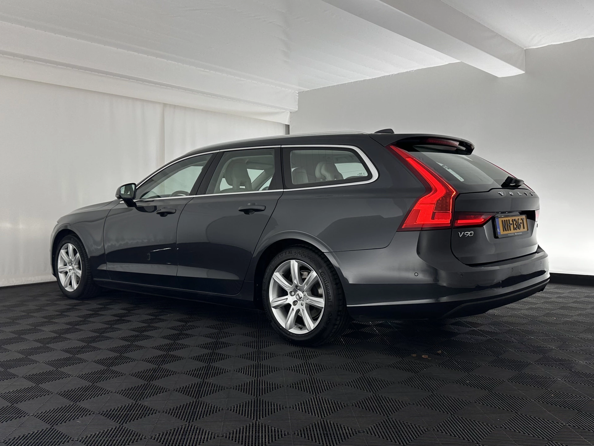 Hoofdafbeelding Volvo V90