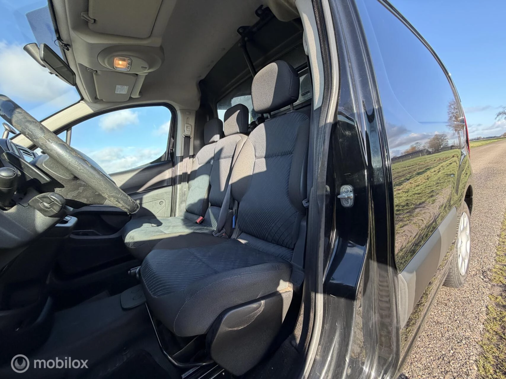 Hoofdafbeelding Peugeot Partner