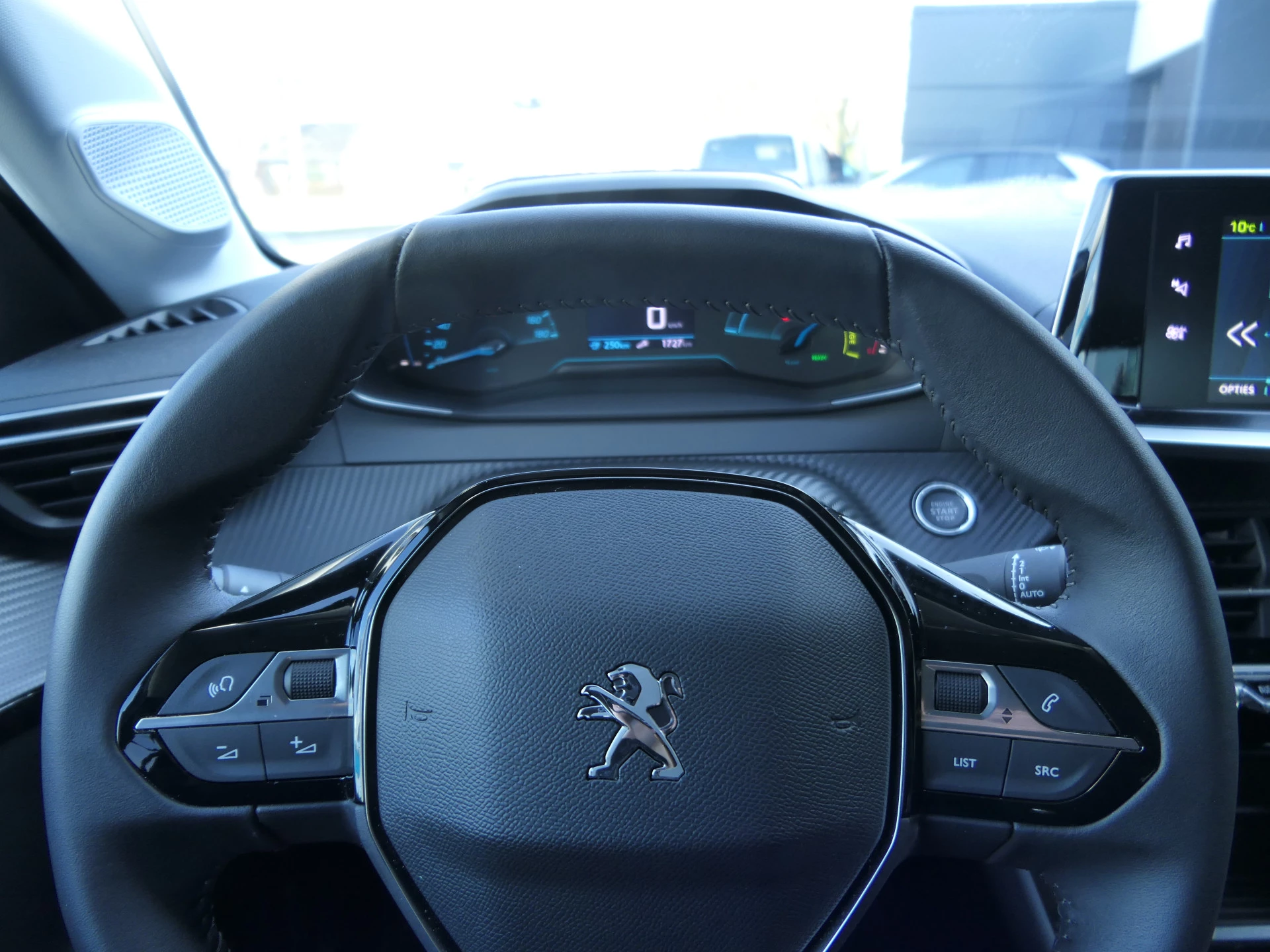 Hoofdafbeelding Peugeot e-208