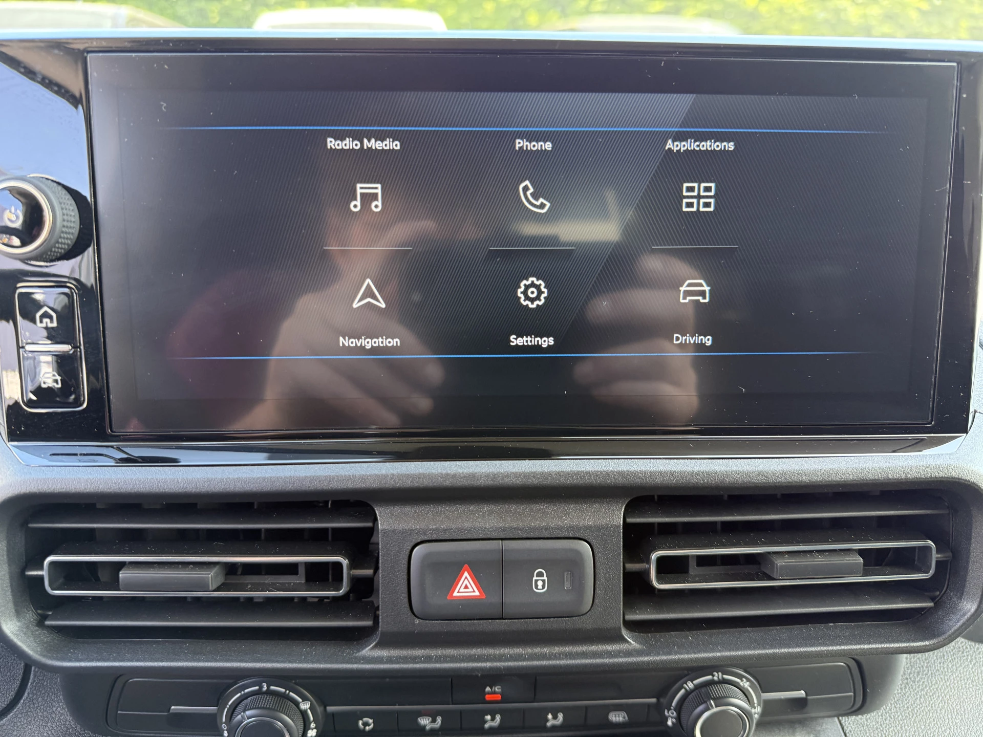 Hoofdafbeelding Peugeot Partner