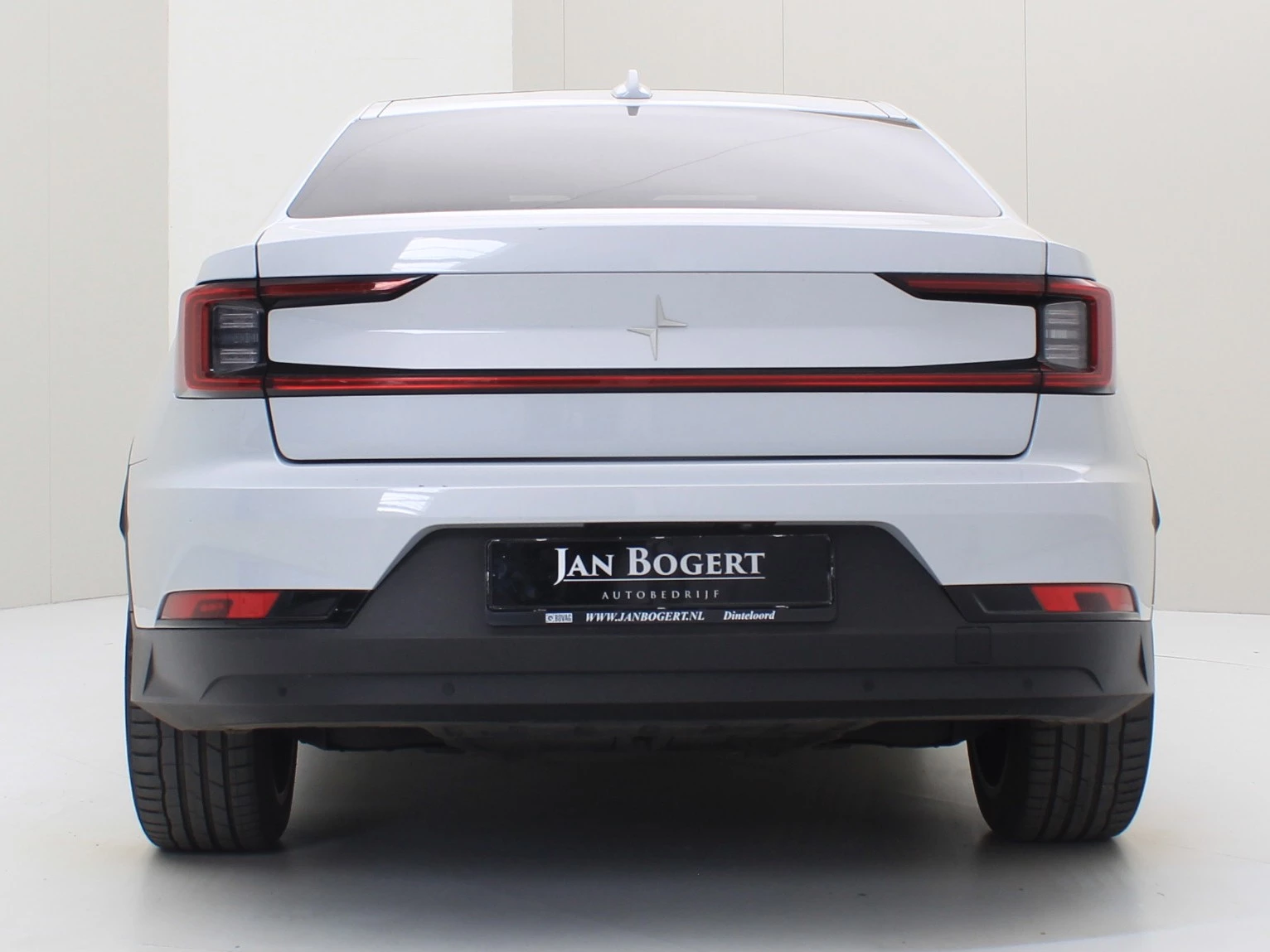 Hoofdafbeelding Polestar 2