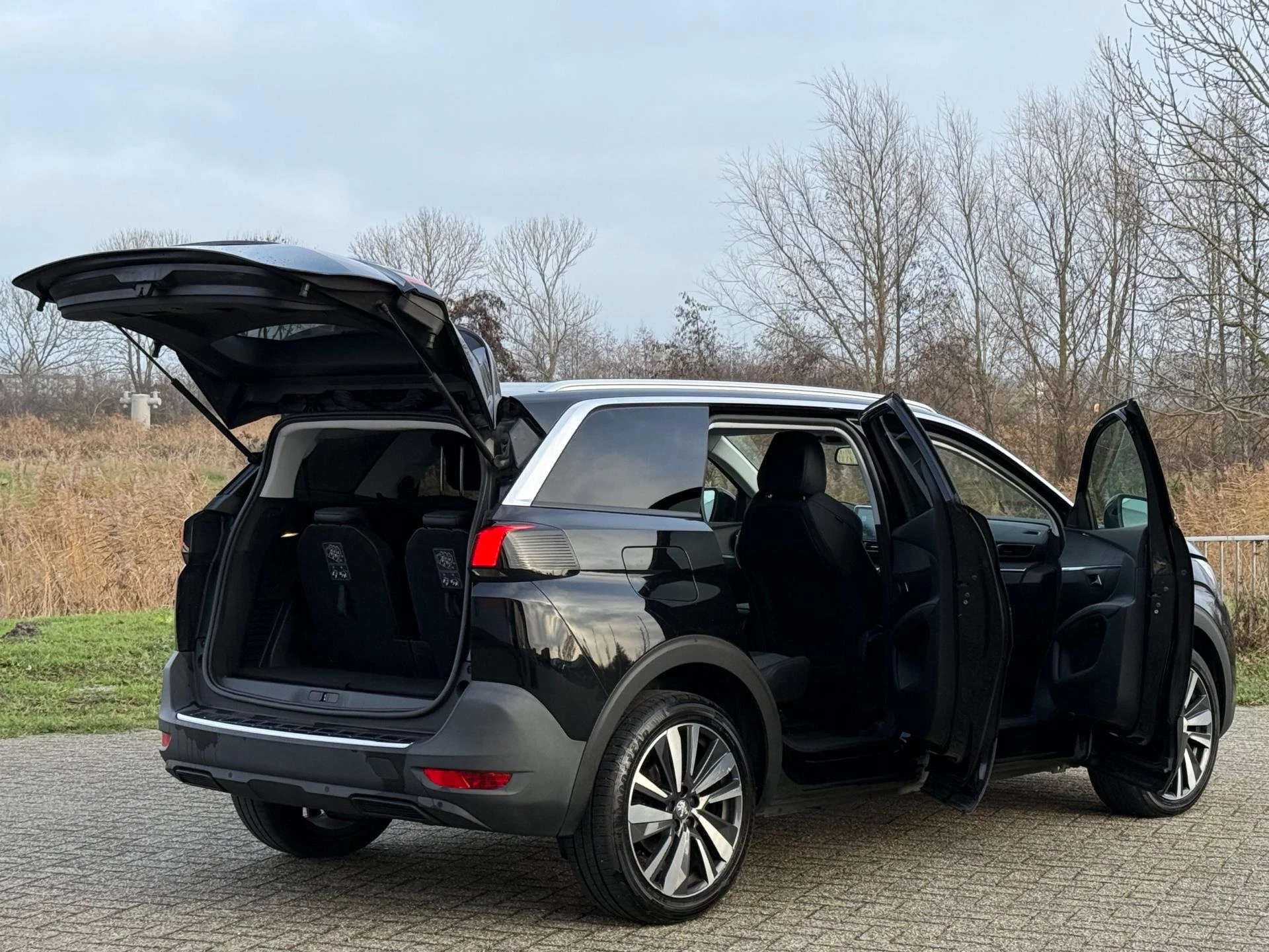 Hoofdafbeelding Peugeot 5008