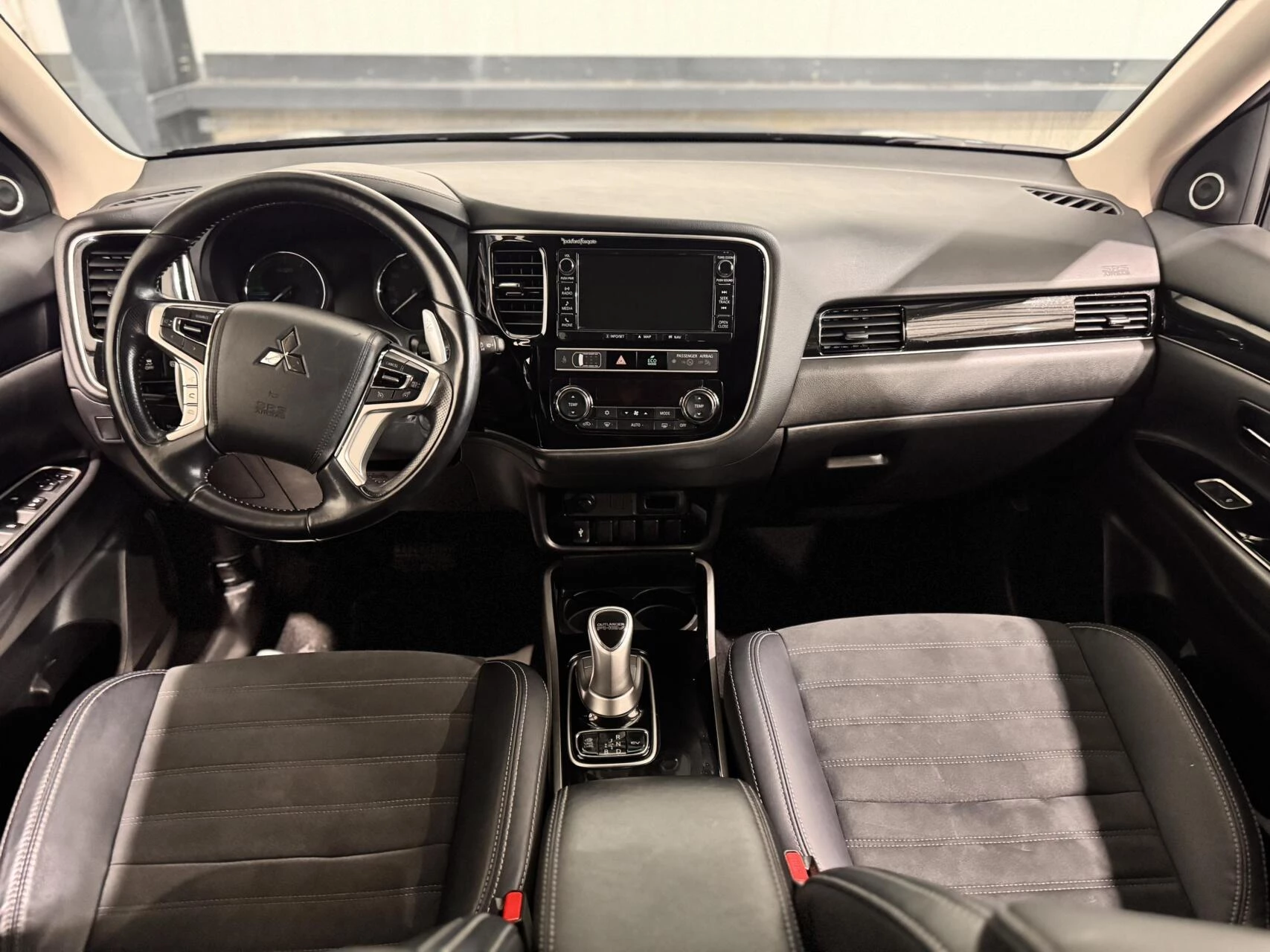 Hoofdafbeelding Mitsubishi Outlander