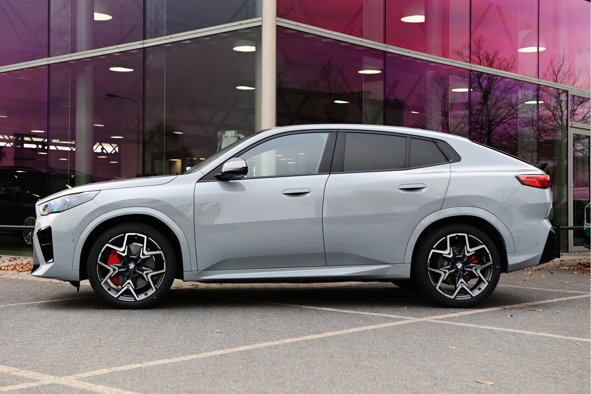 Hoofdafbeelding BMW iX2